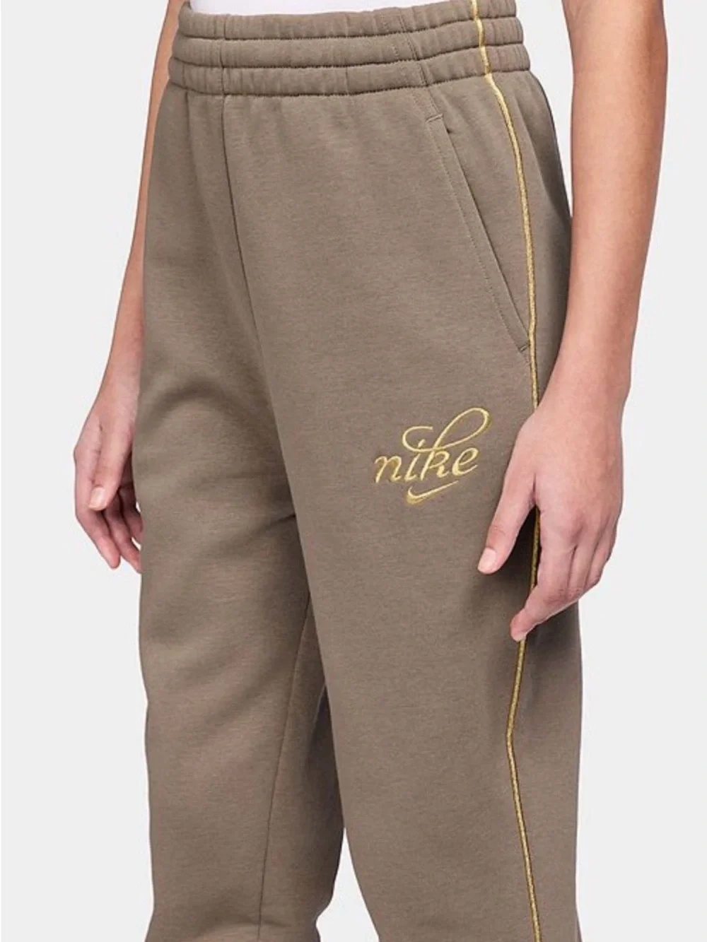 Girls Nike Club Fleece Joggers Brown Size XL NWT Athletic Pants Sweatpants